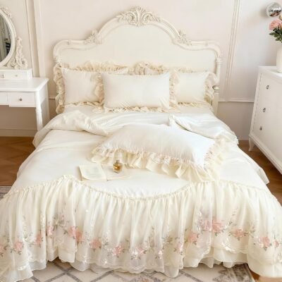 French-Style Washed Cotton Floral Print 4-Piece Set With Lace Trim; Romantic, Comfortable, And Breathable